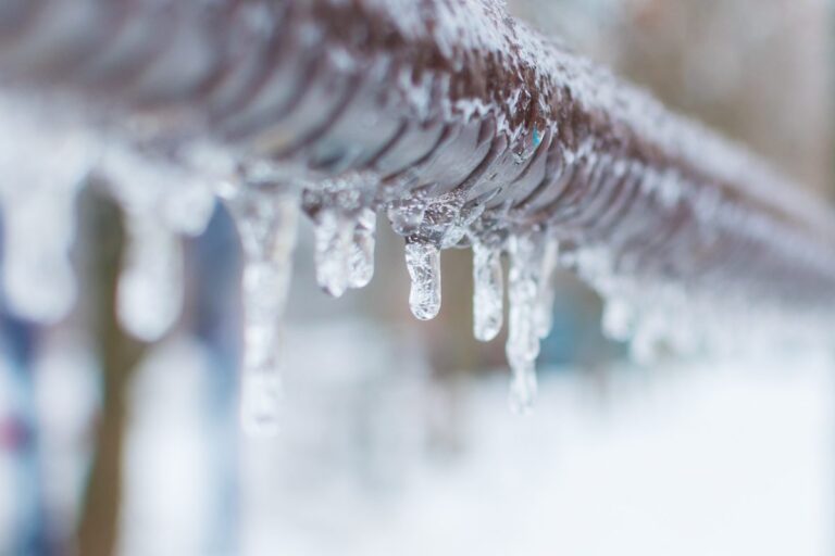 How to Prevent Frozen Pipes this Winter