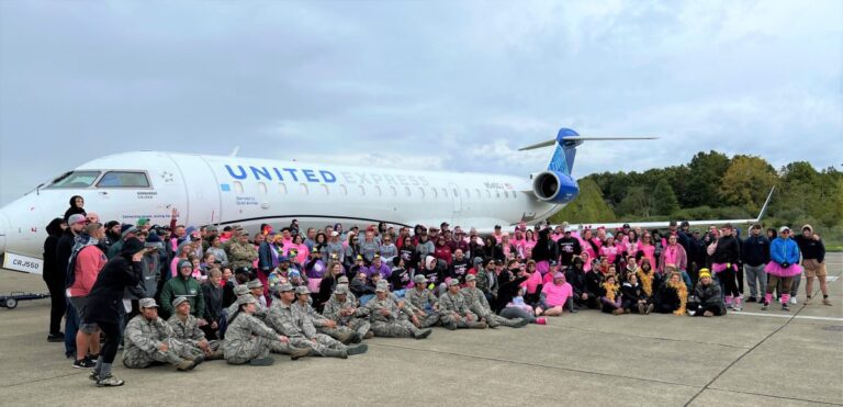 2023 Plane Pull